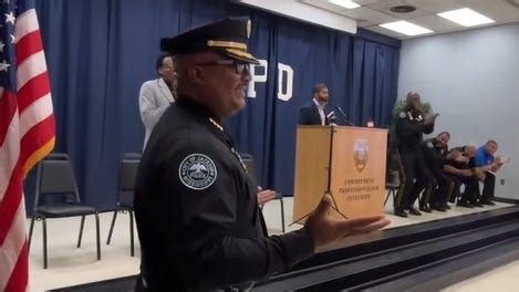 new police chief joseph wade named for jackson MS .